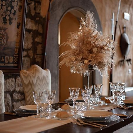 ホテル Castello Costaguti Roccalvecce エクステリア 写真