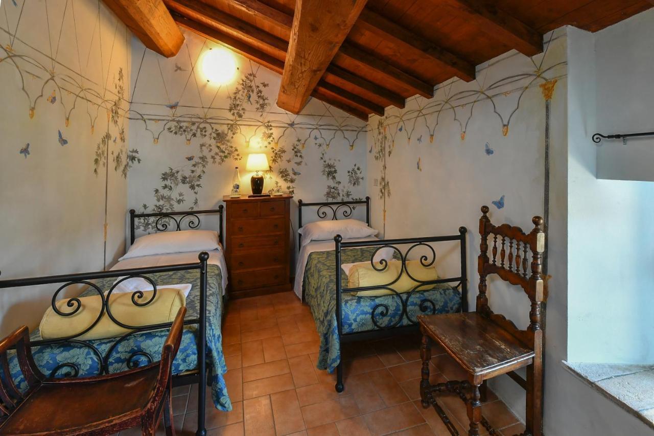 ホテル Castello Costaguti Roccalvecce エクステリア 写真