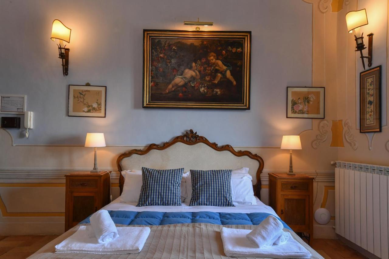 ホテル Castello Costaguti Roccalvecce エクステリア 写真