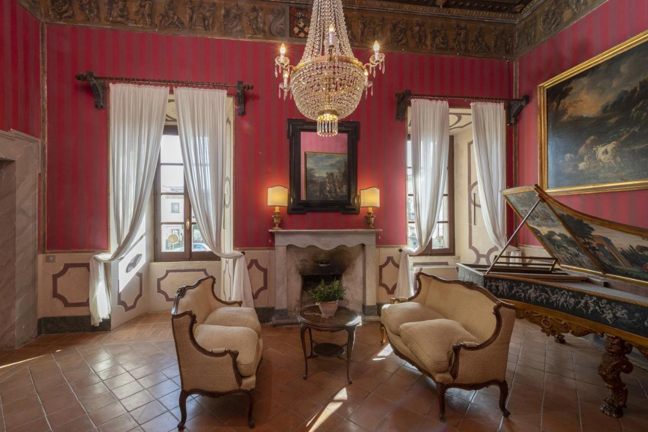 ホテル Castello Costaguti Roccalvecce エクステリア 写真