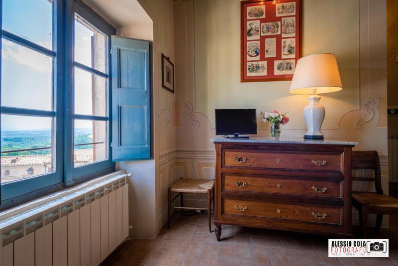 ホテル Castello Costaguti Roccalvecce エクステリア 写真