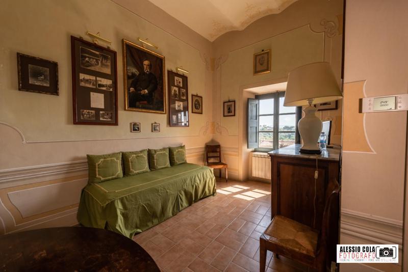 ホテル Castello Costaguti Roccalvecce エクステリア 写真