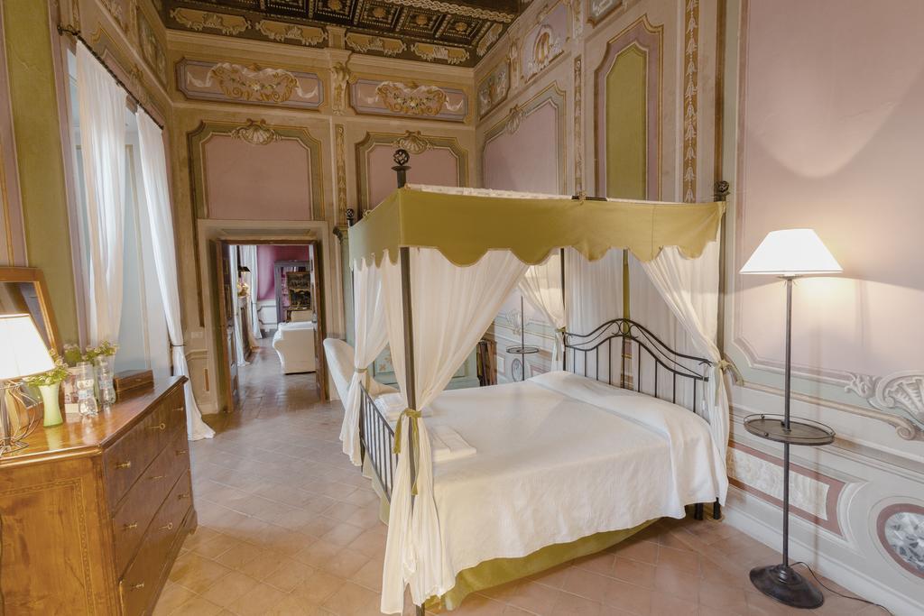 ホテル Castello Costaguti Roccalvecce 部屋 写真